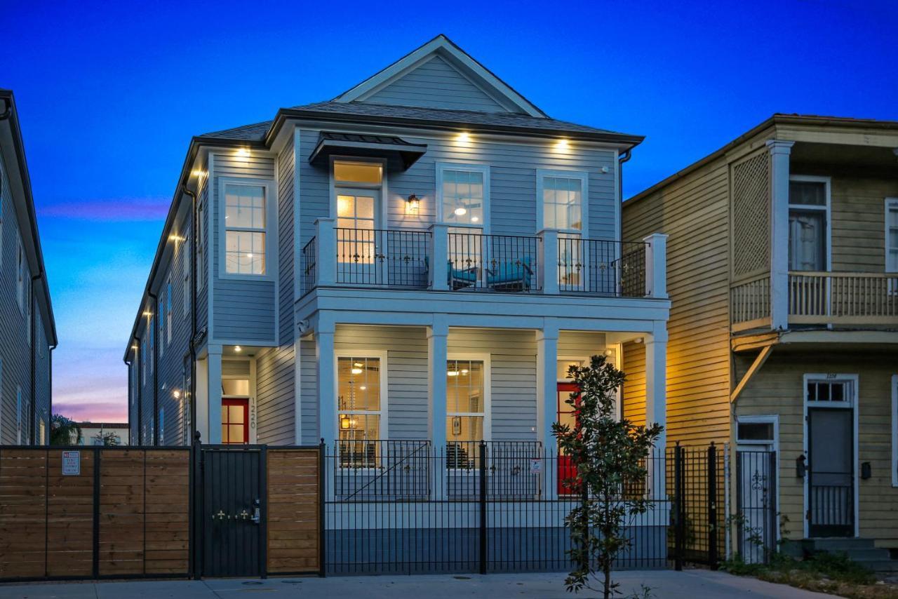 Apartment Hosteeva Chic 4 Bedroom With High-end Upgrades Pool & Perfect Location New Orleans